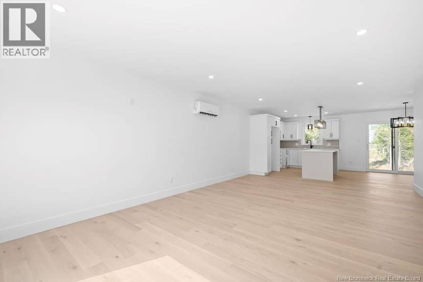 195 Carrington Drive — photo 14 of 40