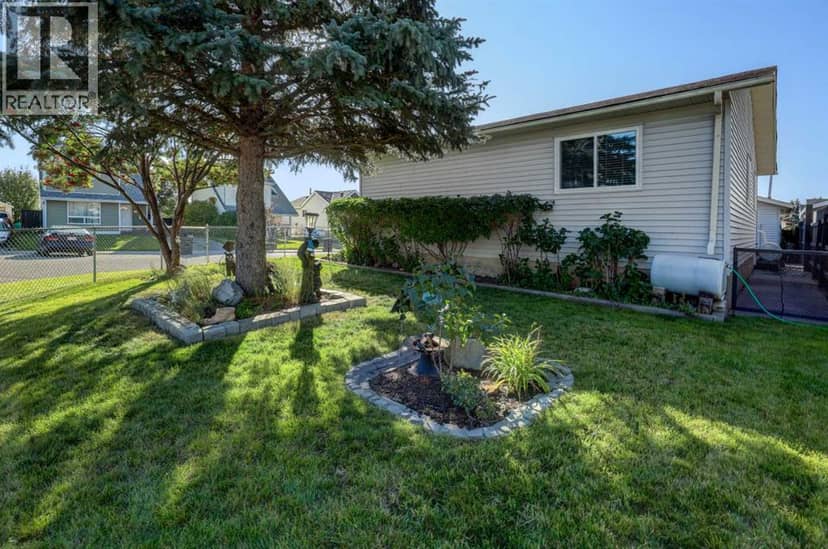 115 Aberfoyle Close NE — photo 29 of 34
