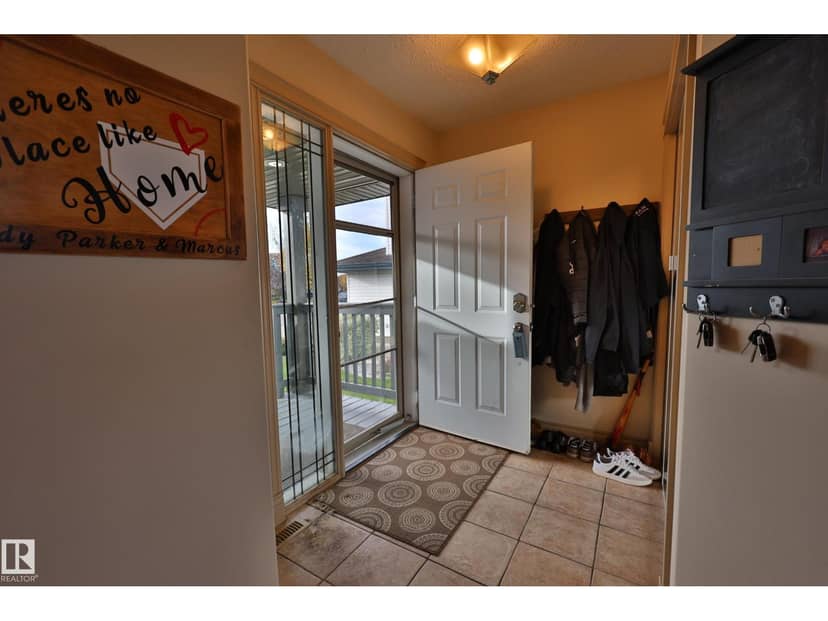 10603 95 ST, Morinville, photo 8
