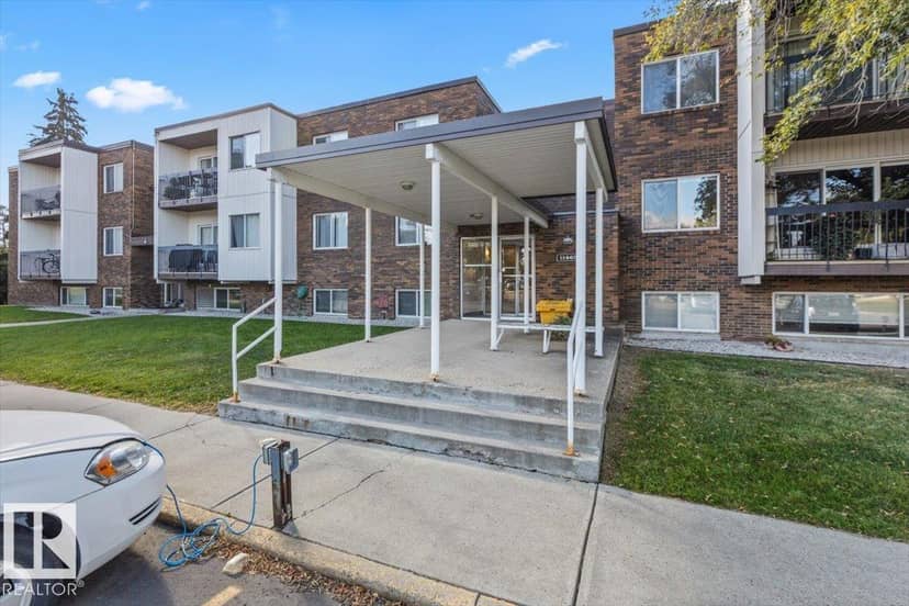 #301 11465 41 AV NW, Edmonton, photo 3
