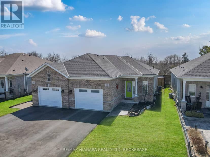 1041 Meadowood Street, Fort Erie
