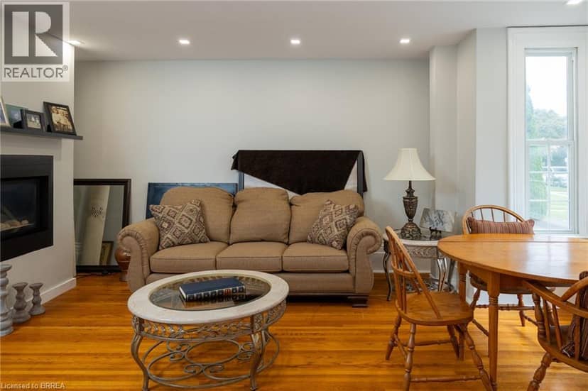 21 MCCALL Street — photo 16 of 22