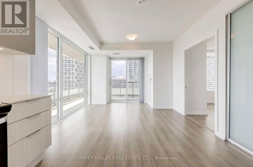 2209 - 25 Holly Street — photo 13 of 40