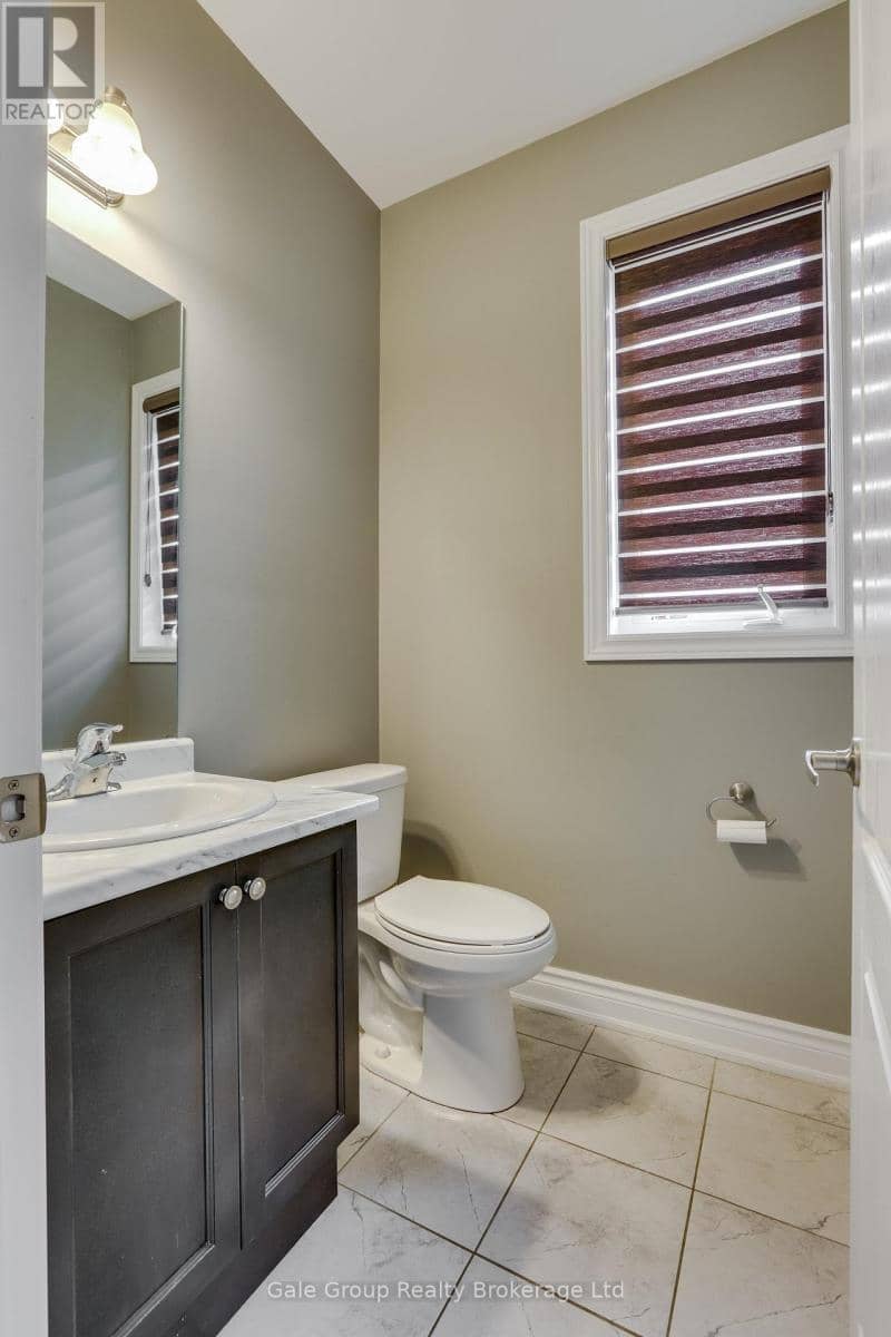 118 Huntingford Trail W — photo 6 of 40