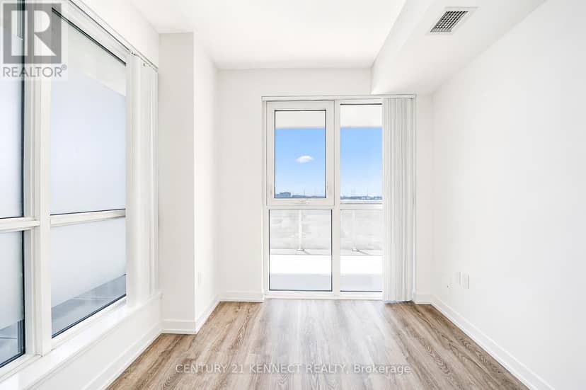 303 - 195 Commerce Street — photo 28 of 37