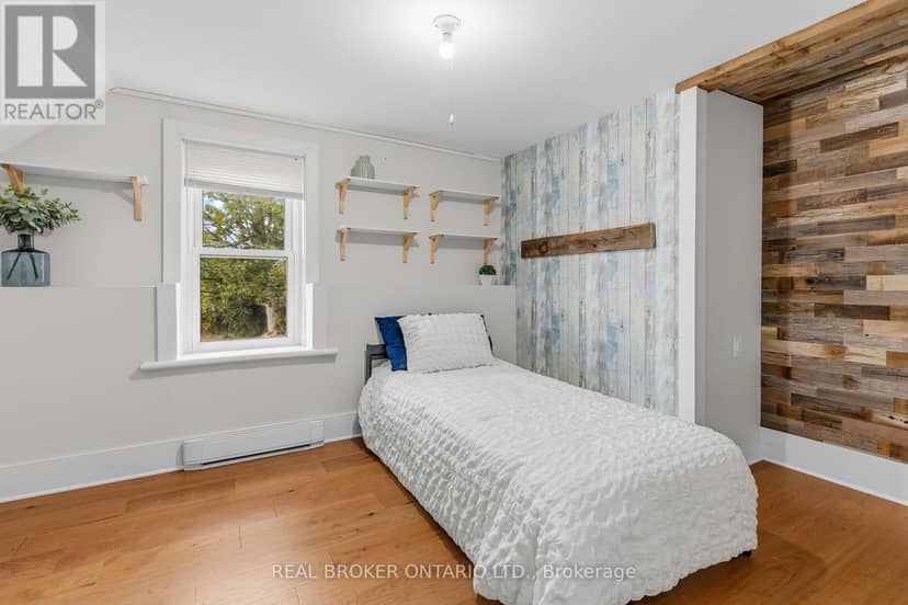 806 Richardson Road — photo 18 of 40