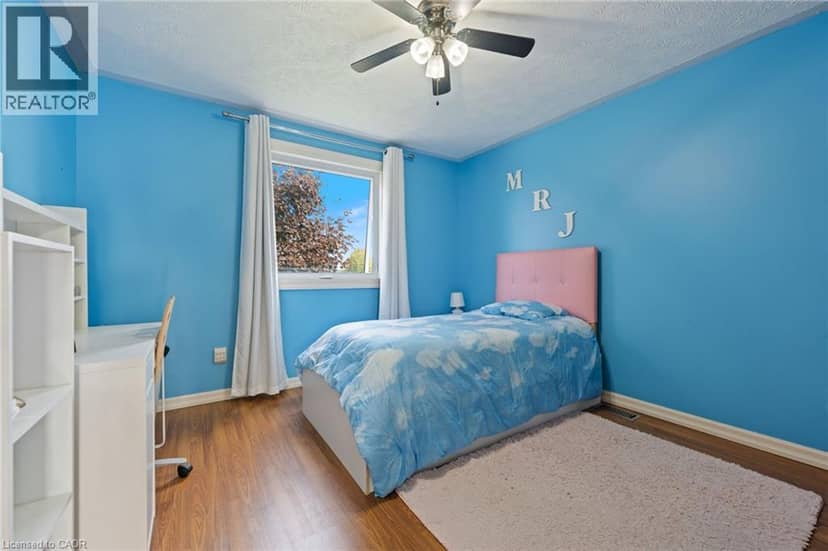31 BECKETT Boulevard — photo 15 of 34