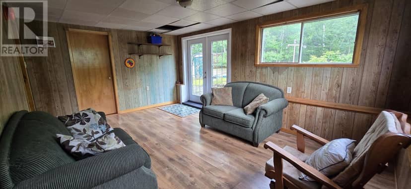 941 North River Road — photo 33 of 40
