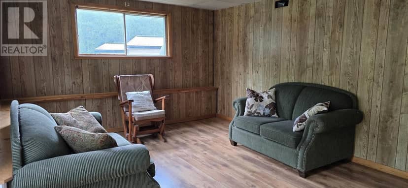 941 North River Road — photo 34 of 40