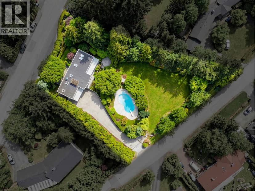 680 ST. ANDREWS ROAD, West Vancouver