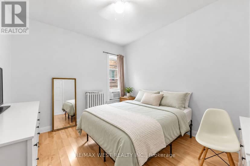 284 Lisgar Street — photo 17 of 29