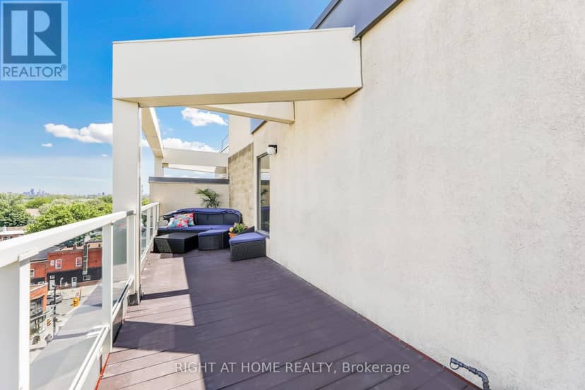 504 - 1 St Johns Road — photo 35 of 40