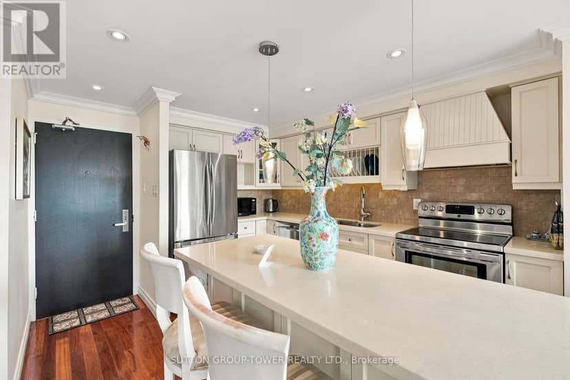 319 - 35 Ormskirk Avenue — photo 4 of 34