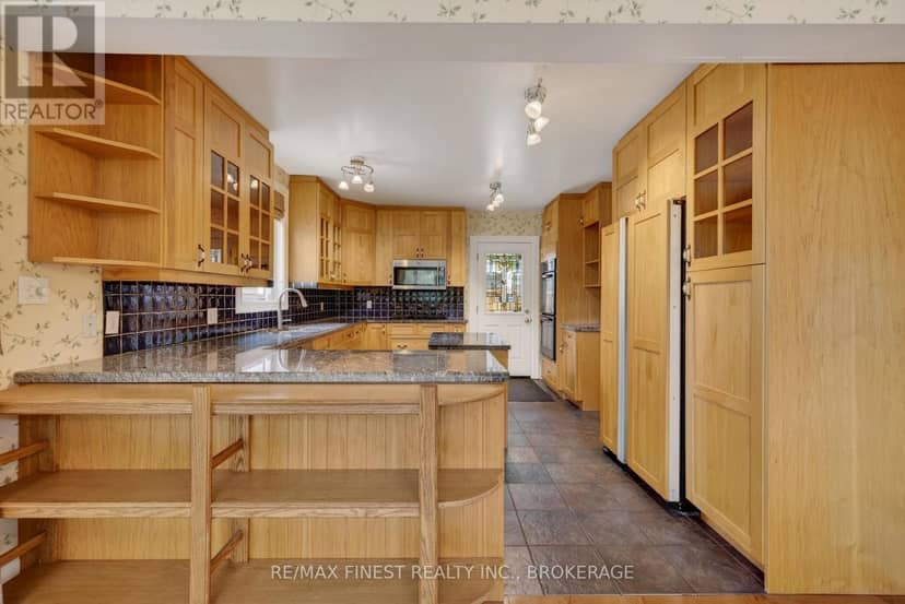 68 Collingwood Street — photo 17 of 40