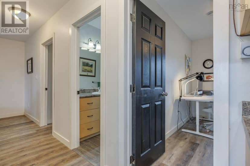 1588 Myra Road — photo 9 of 26