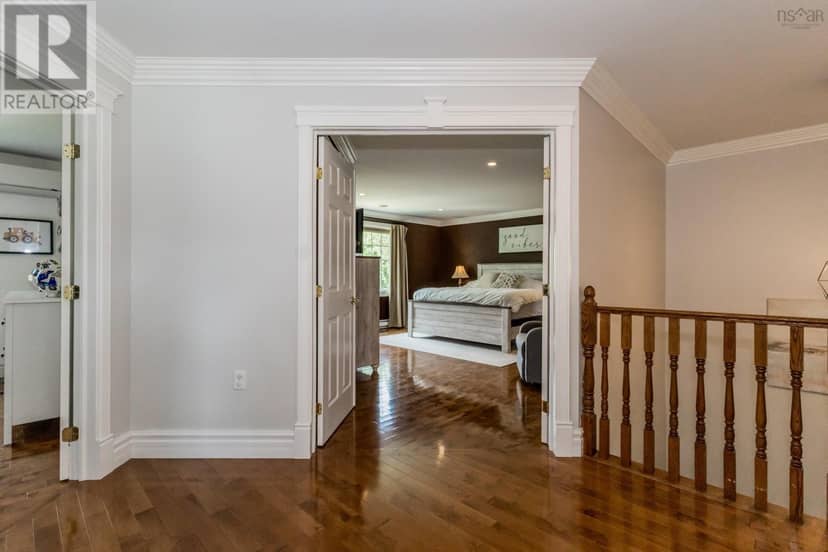 81 Terra Nova Drive — photo 24 of 40