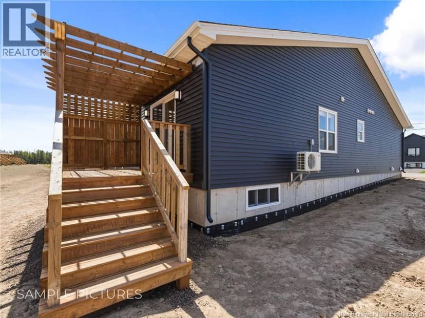 30 Violet Street — photo 34 of 36