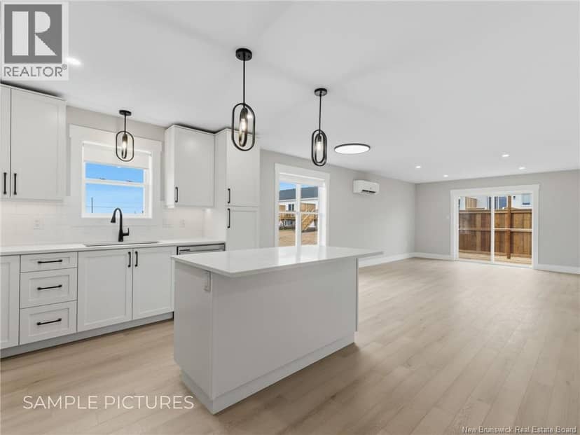 30 Violet Street — photo 6 of 36