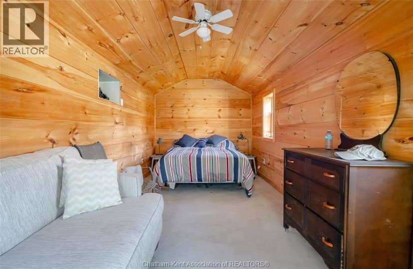1040 Kerr AVENUE — photo 20 of 40
