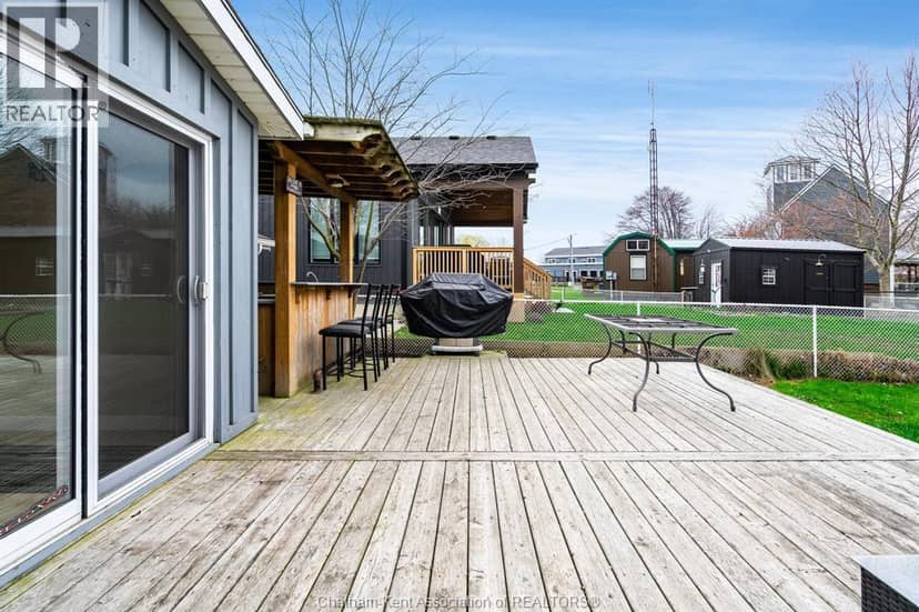 1040 Kerr AVENUE — photo 30 of 40