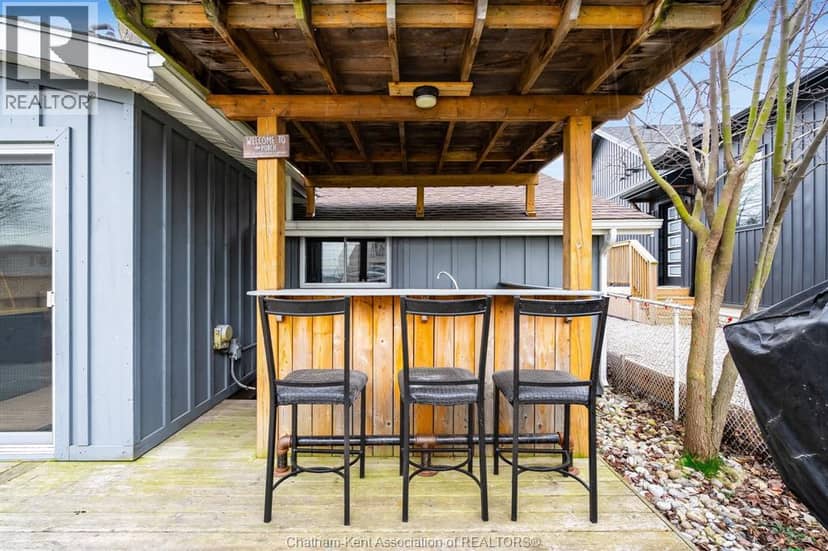 1040 Kerr AVENUE — photo 32 of 40