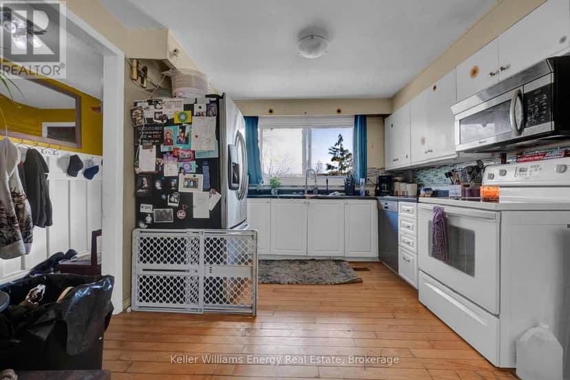 741 Ritson Road S — photo 4 of 40