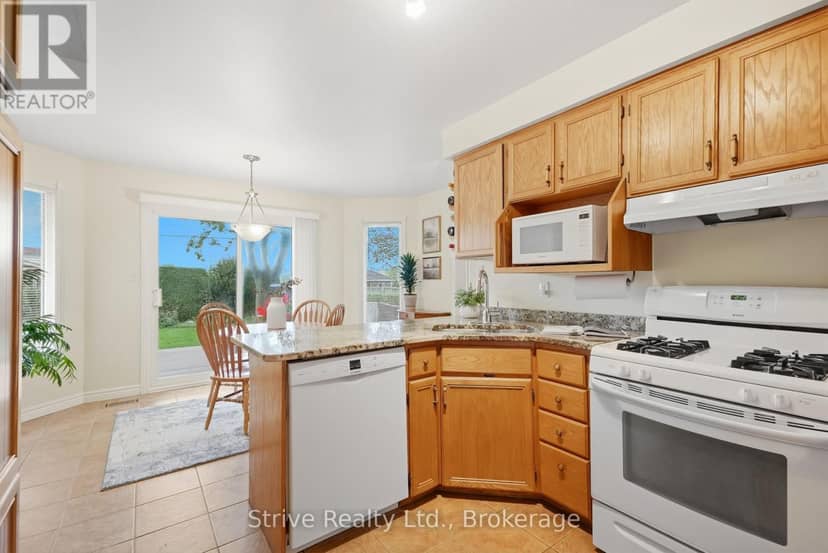 132 East House Crescent — photo 11 of 40