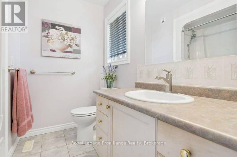 128 Maple Drive — photo 24 of 40