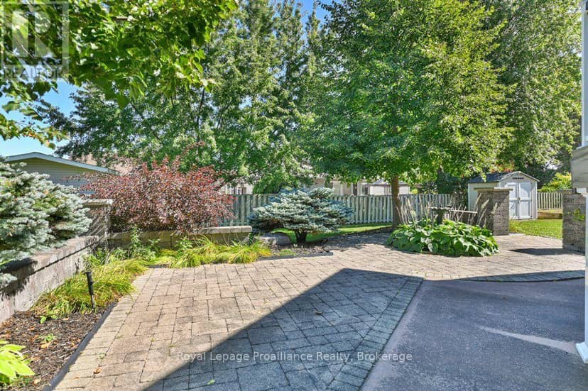 128 Maple Drive — photo 37 of 40