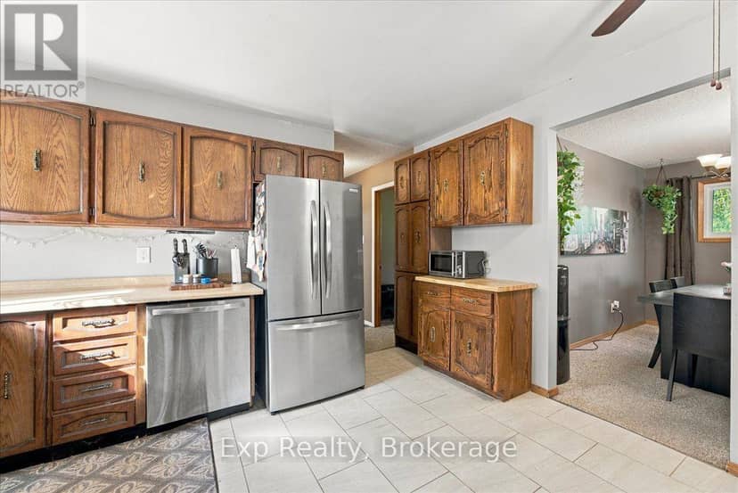 804 Sherbrooke Street — photo 17 of 40