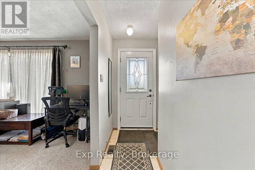 804 Sherbrooke Street, Peterborough, photo 5