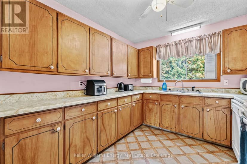 162 Jones Road — photo 32 of 40