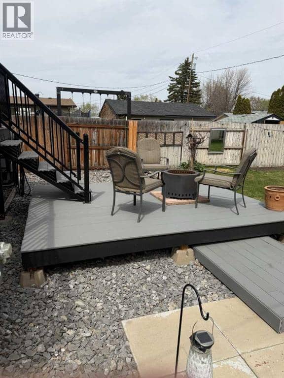 1539 4 Avenue NE — photo 22 of 27