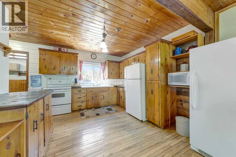 206 Poplar Place — photo 10 of 40
