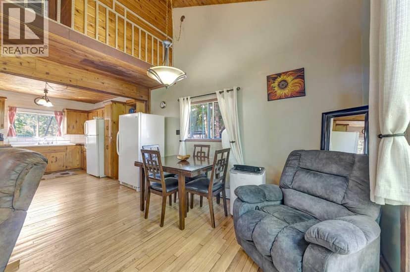 206 Poplar Place — photo 13 of 40