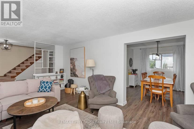 386 Lambton Place — photo 13 of 40