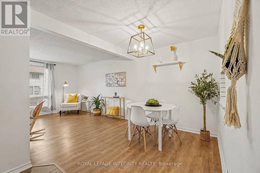 C - 33 Woodfield Drive — photo 13 of 39