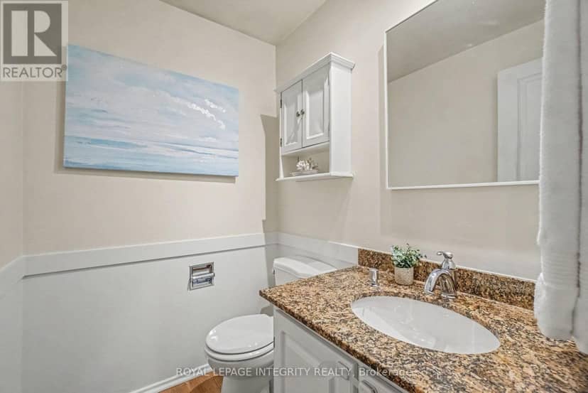 C - 33 Woodfield Drive — photo 14 of 39