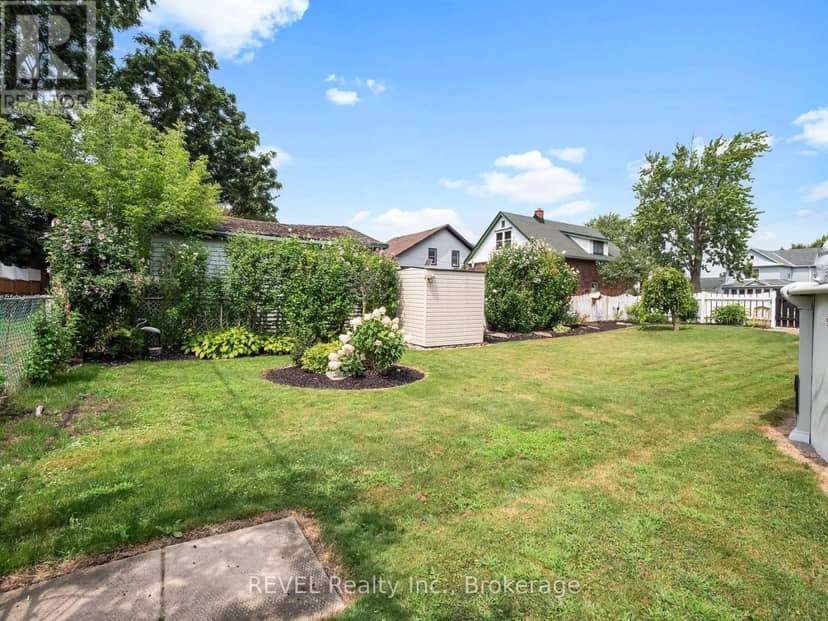 259 Dufferin Street — photo 18 of 23