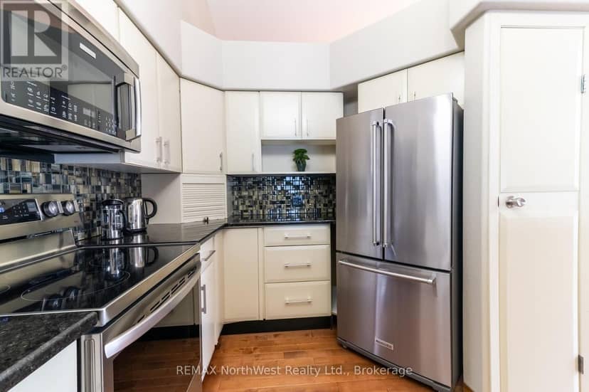 336 Second Avenue East Avenue S — photo 14 of 38
