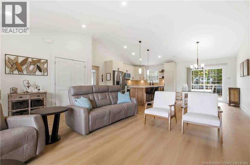 24 Sandlewood Lane — photo 10 of 40
