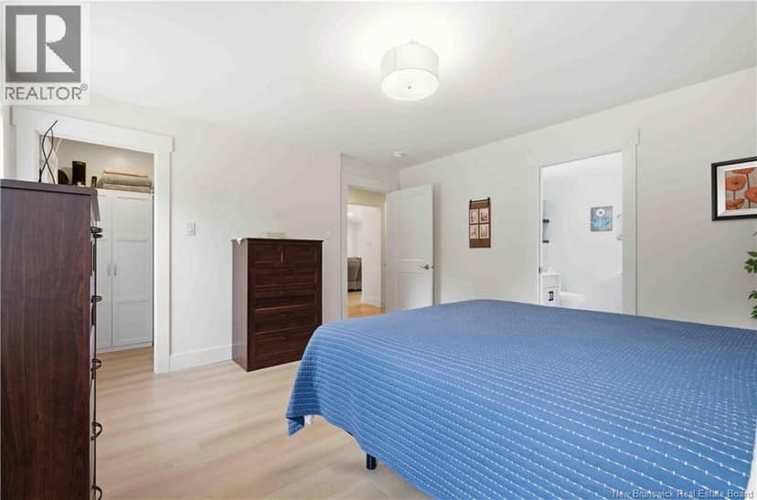 24 Sandlewood Lane — photo 13 of 40