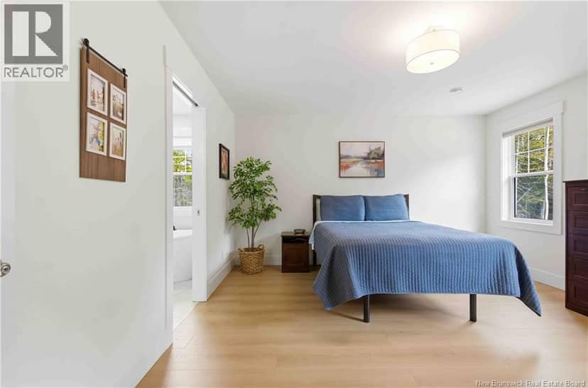 24 Sandlewood Lane — photo 18 of 40