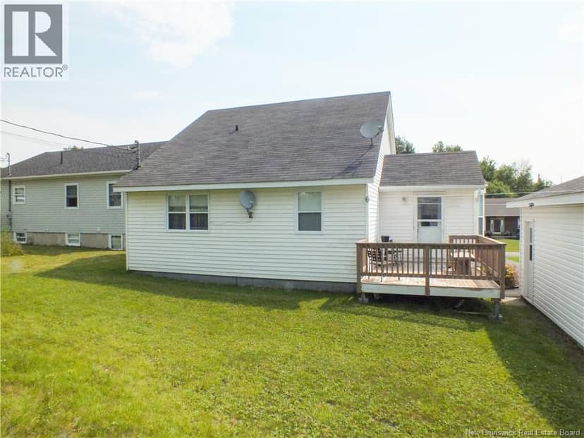 121 Creighton Street South, Woodstock, photo 4
