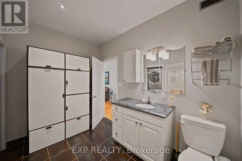 3402 Champlain Street — photo 19 of 40