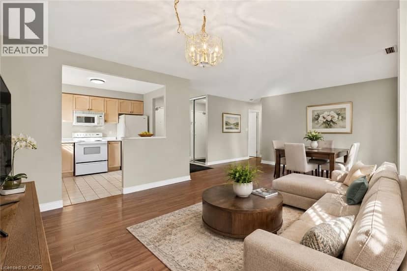 8 MAIN Street Unit# 101, Dundas