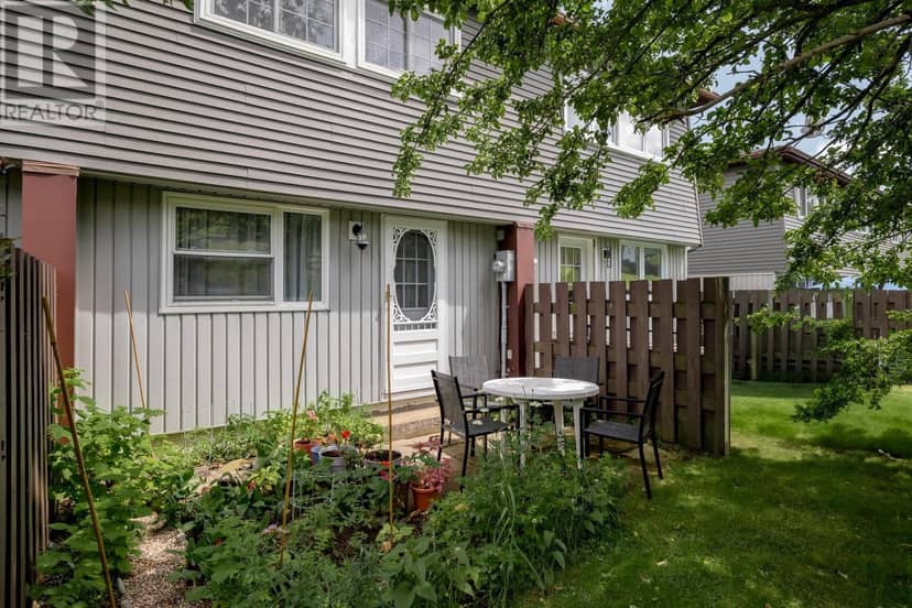 104 Bromley Road — photo 34 of 40
