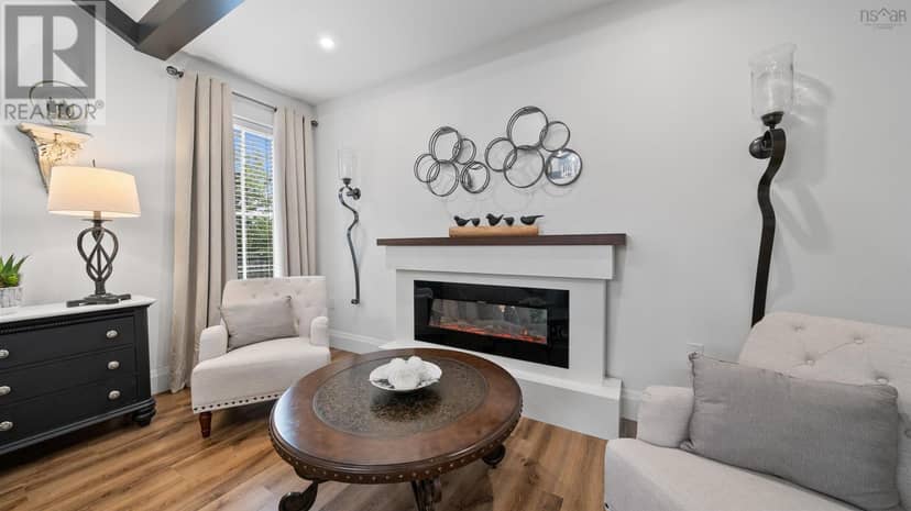 389 Myra Road — photo 16 of 40
