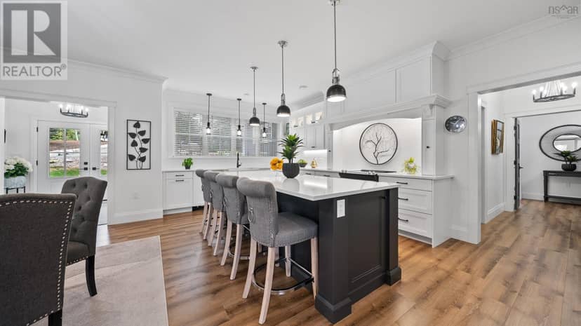 389 Myra Road — photo 8 of 40