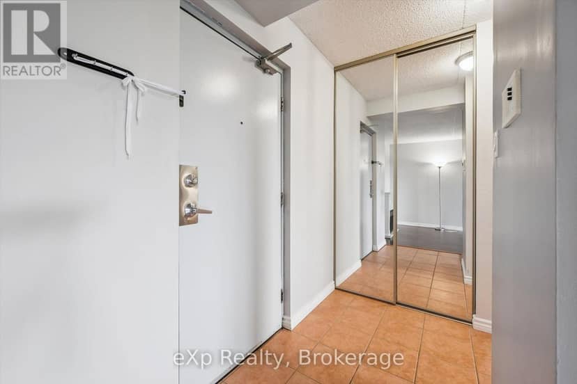 404 - 65 Silvercreek Parkway N, Guelph, photo 7